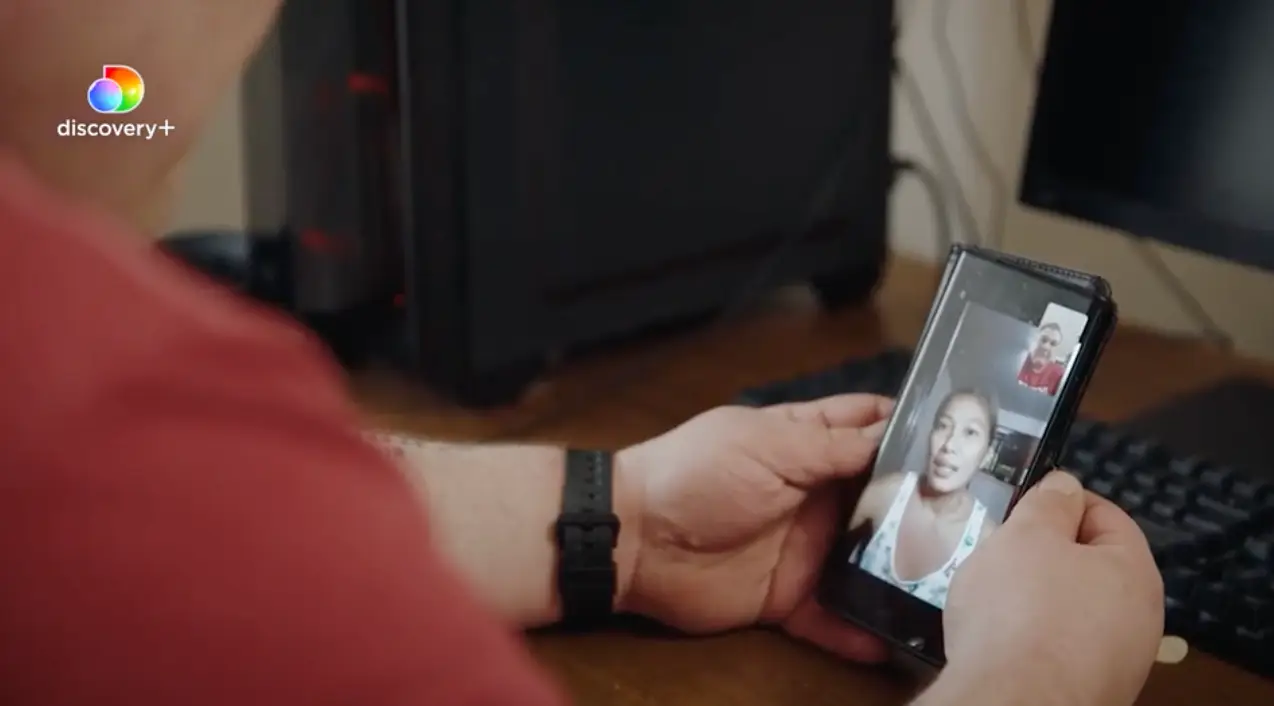 Shaun and Christine live nearly 7,000 miles apart.