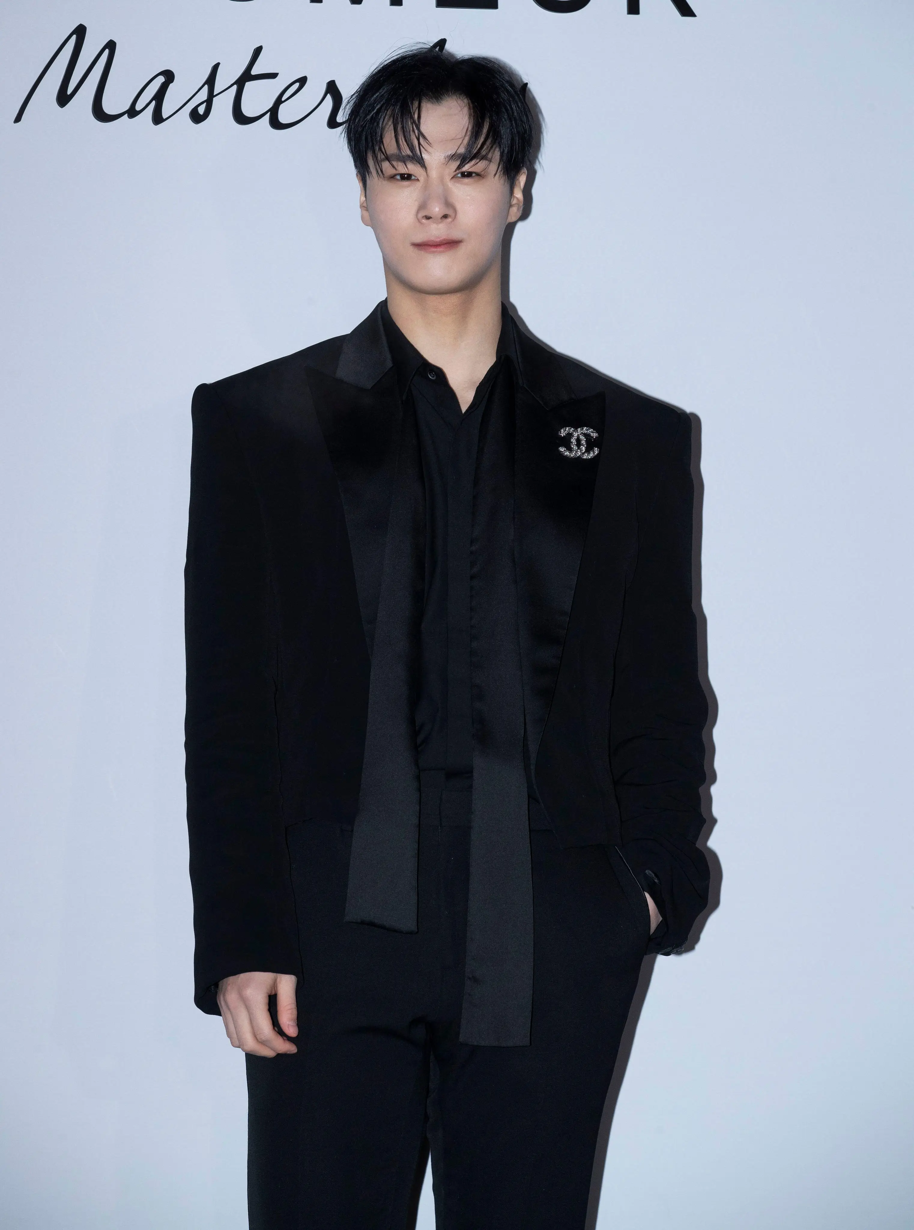 K-pop and Astro singer, Moonbin, has sadly passed away just 25 years old.