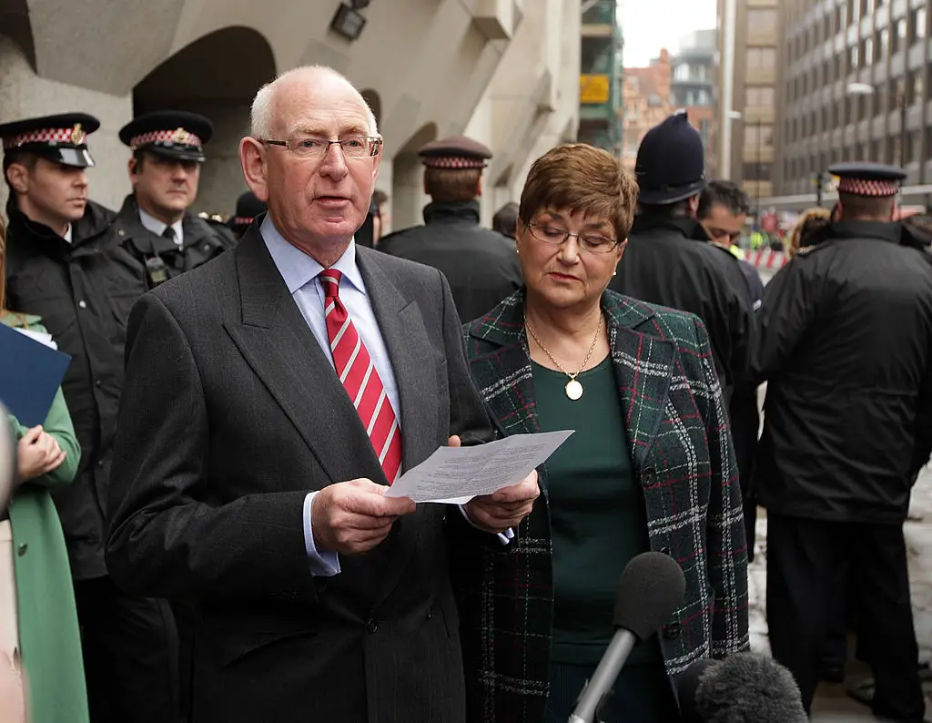  Rachel Nickell's parents Andrew and Monica Nickell speak to the media outside the Old Bailey court on December 18, 2008 (Photo by Oli Scarff/Getty Images)