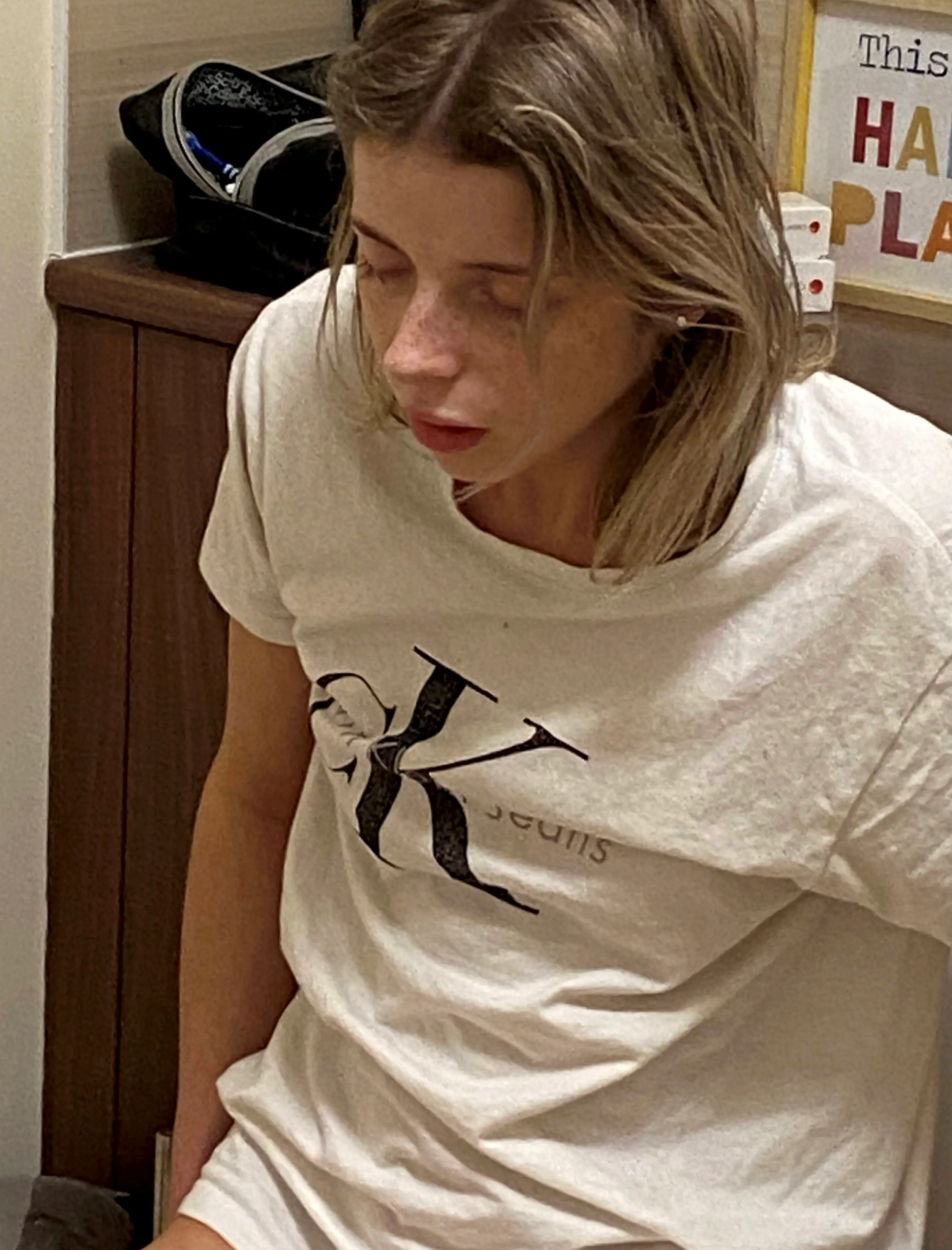 The young woman ended up spending thousands on ketamine (SWNS)