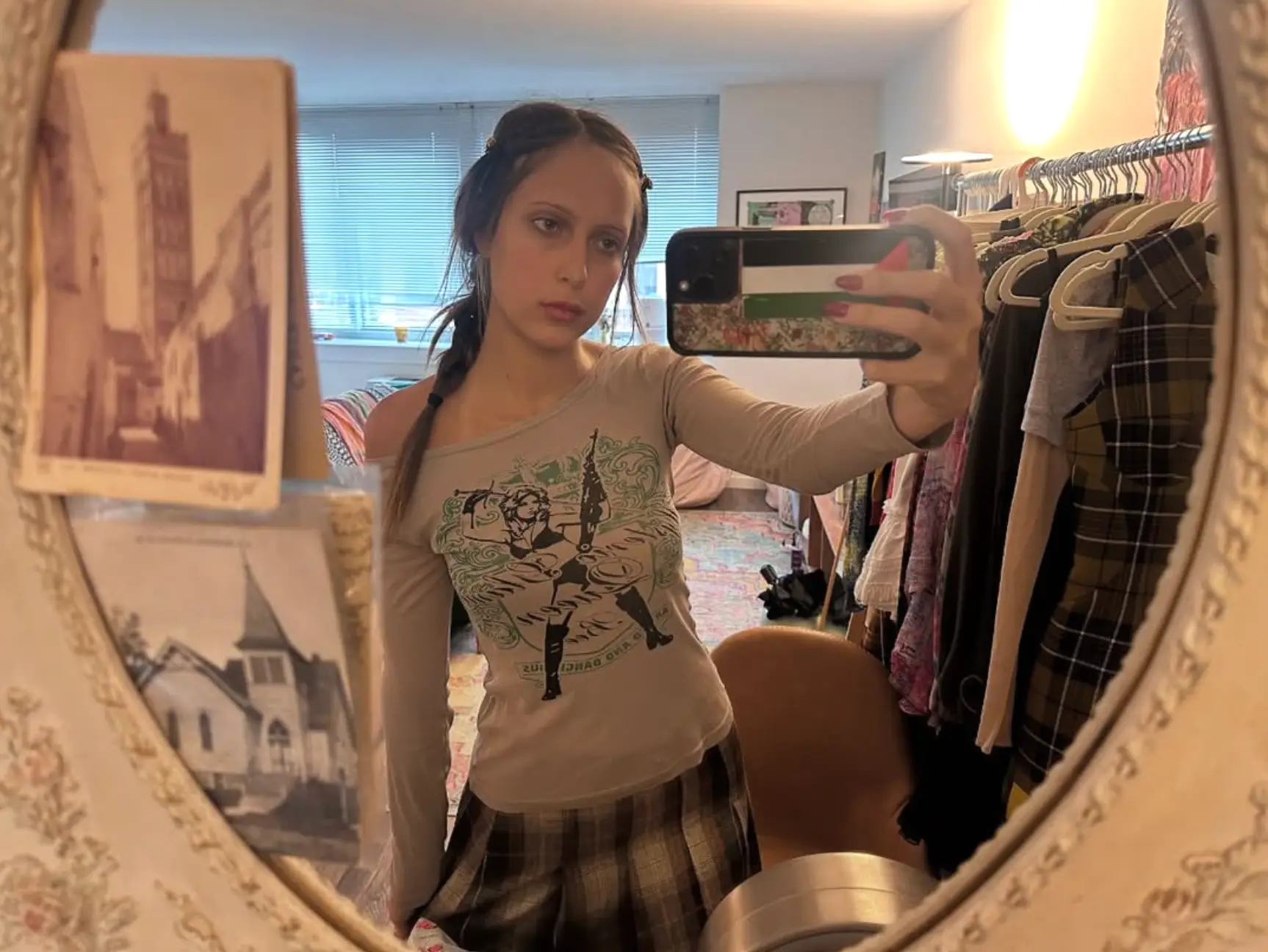 Aydan Nix - Gigi and Bella Hadid's half-sister (Instagram/@toospoiled)