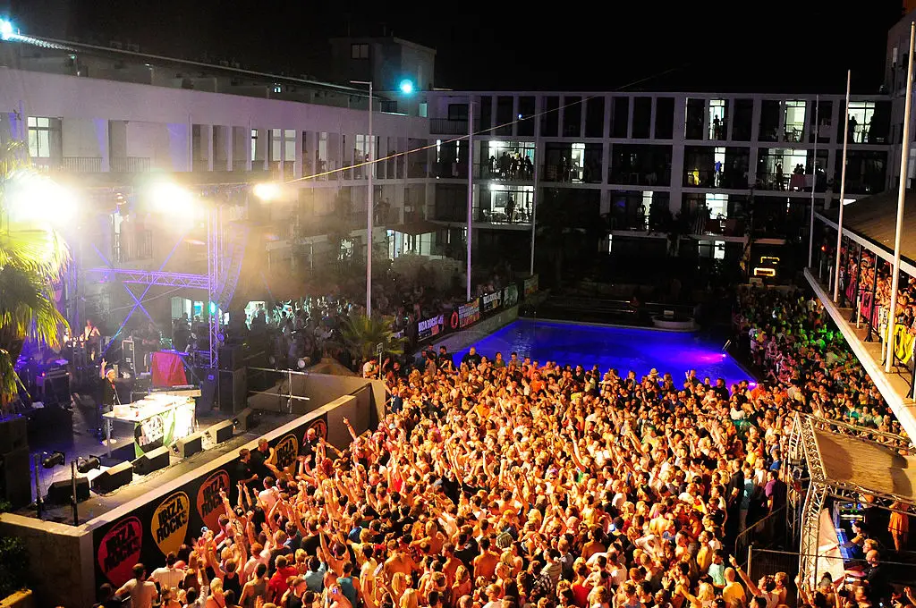 The hotel is famous for its live music and pool parties (Victor Spinelli/Getty Images)