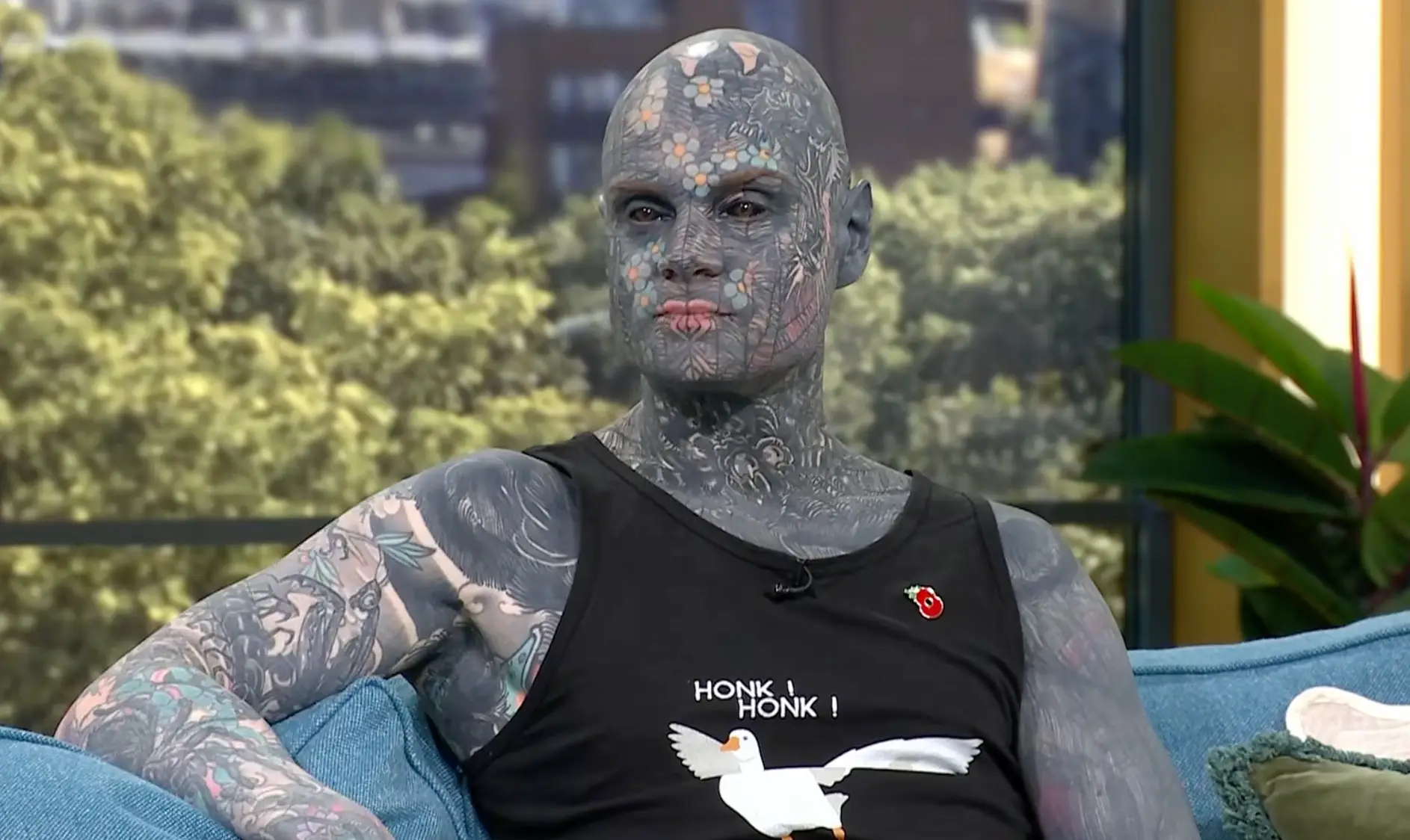 Hélaine began his tattoo journey at the age of 27 while living in the UK. (This Morning)