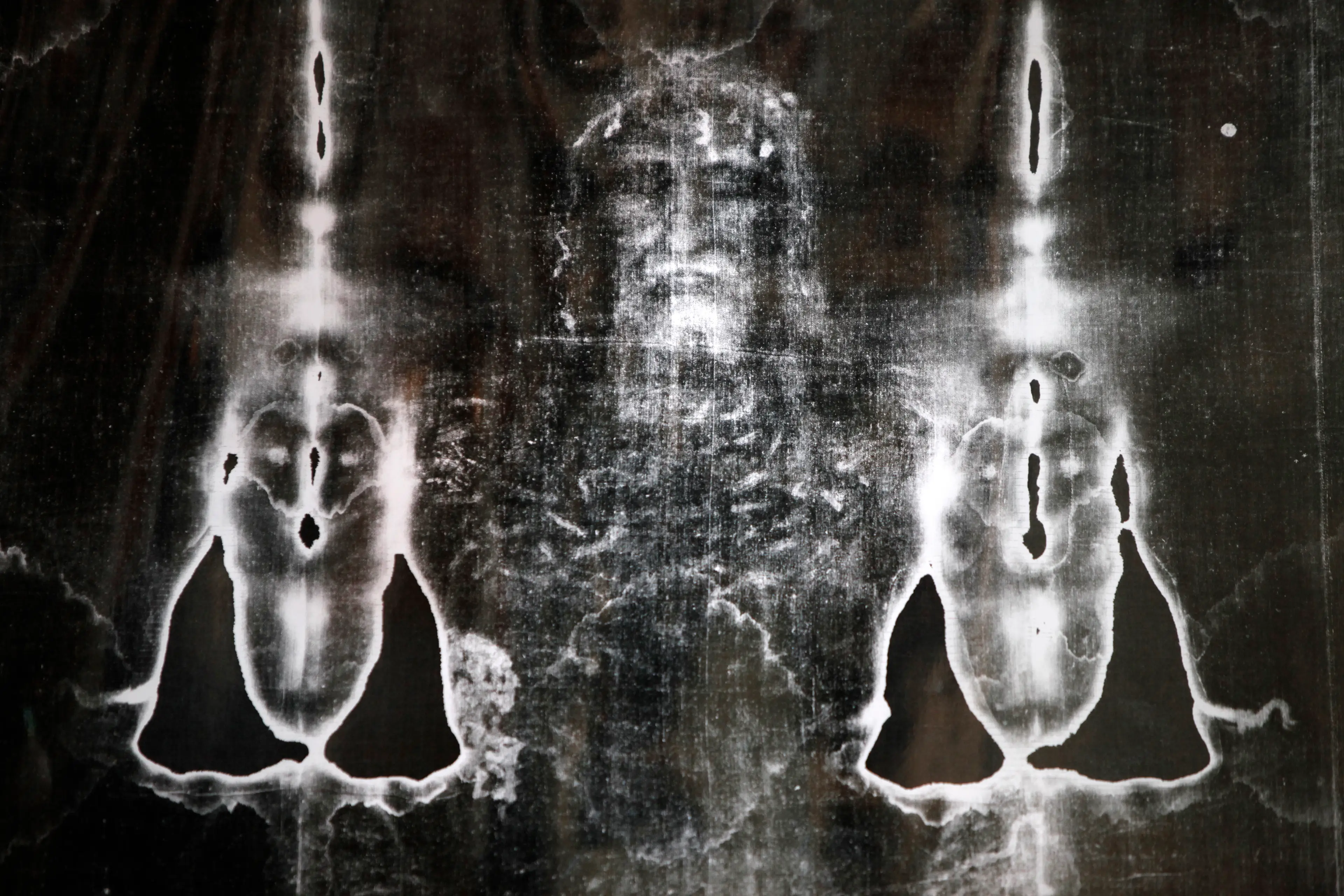 Digitally proceeded images of the Shroud of Turin show a clearer image of the face imprint (Getty Stock Image)