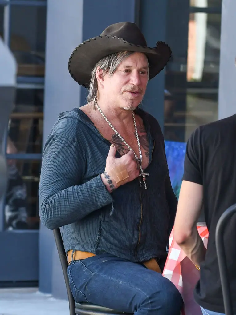 Mickey Rourke claims to have been visited by the Secret Service in 2022 (BG002/Bauer-Griffin/GC Images)