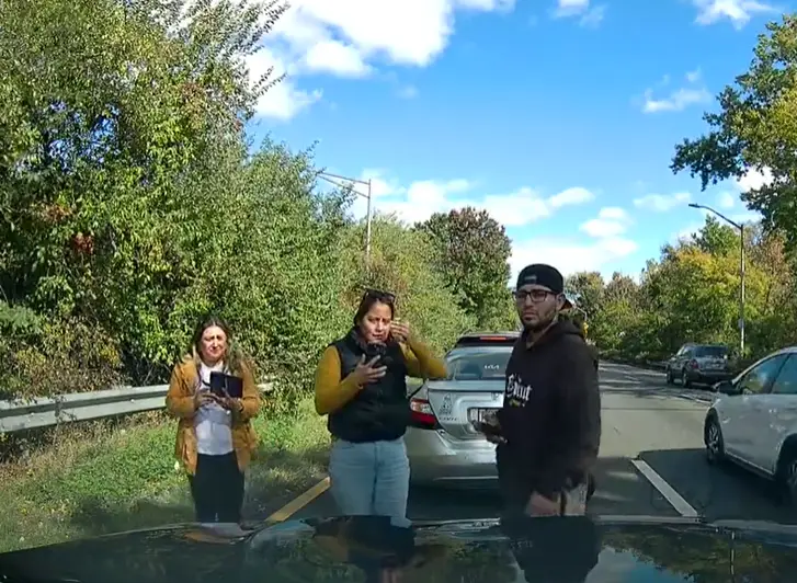 She posted the footage to TikTok (Tiktok/@ashpianatasha4)