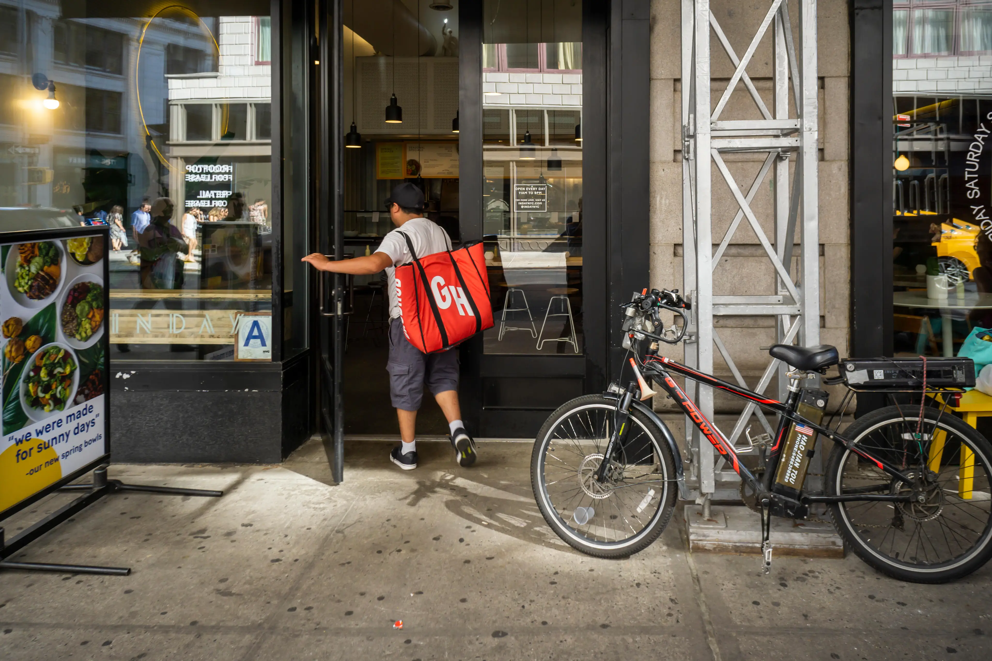 An ex Grubhub driver has just won his eight year legal battle with the company.