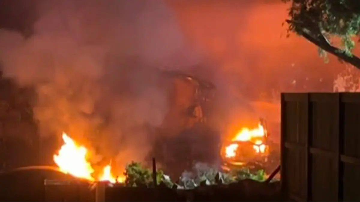 Plane crashes in San Diego neighborhood setting at least 15 homes on fire