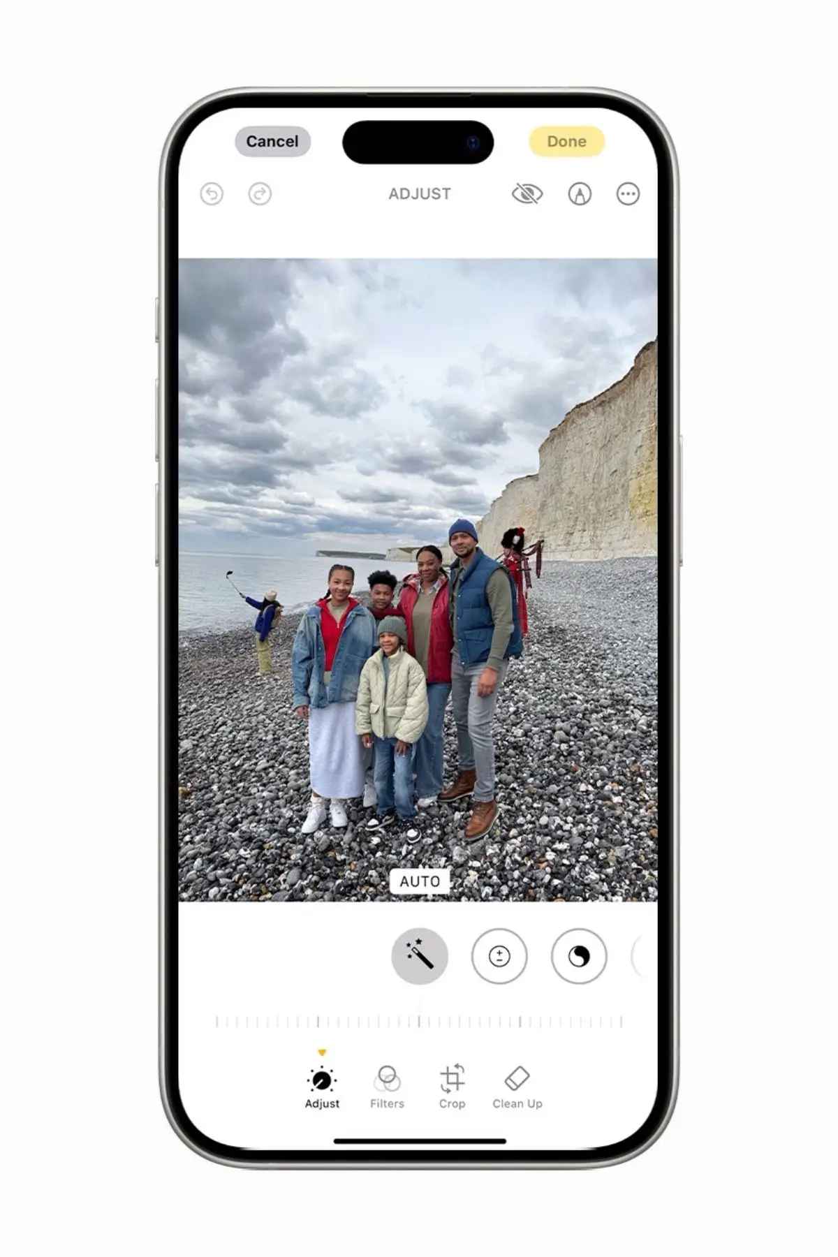 People are only just discovering the function of the 'home bar'. (Apple)