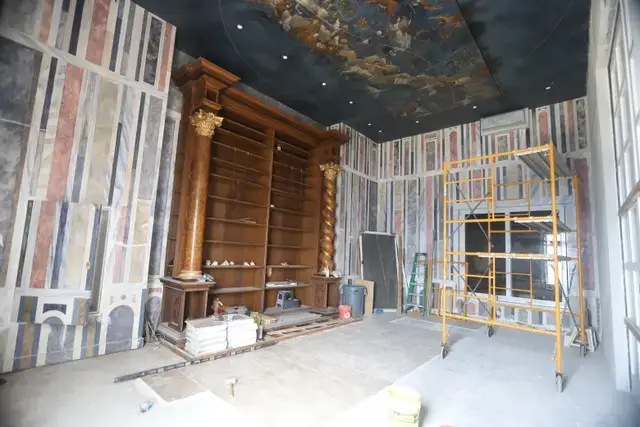 Epstein said the tiles inside should look 'like a mosque' (House Democrats)