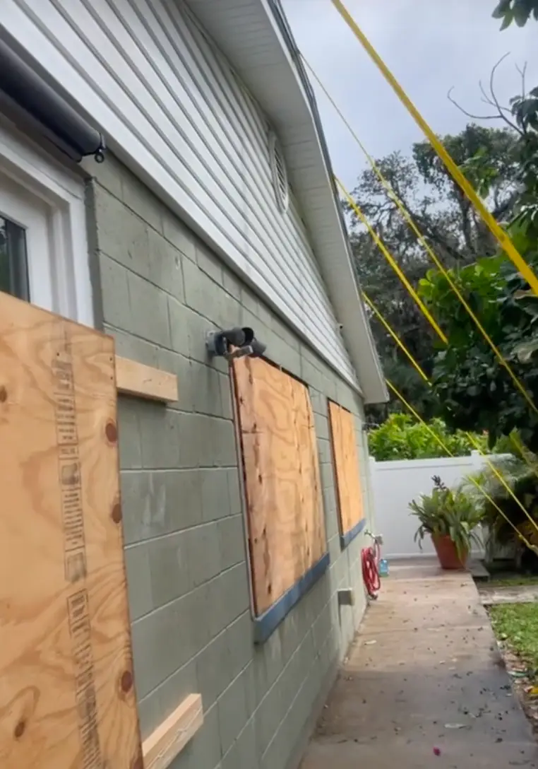 The home was still intact after the hurricane (TikTok/@simplyuniquesmiles93)