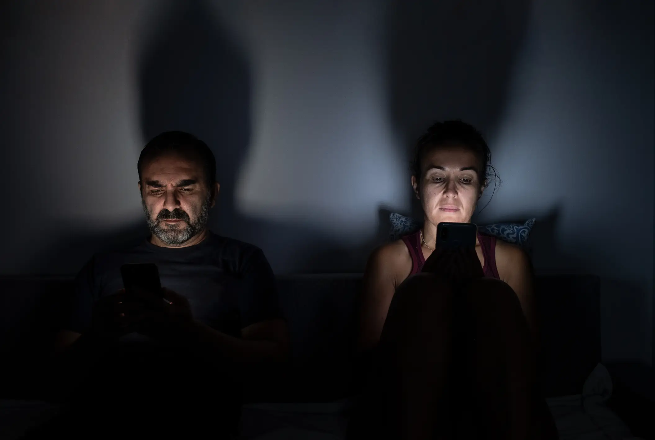 'Bid busting' happens more than we realize in our relationships (Imaginestock/Getty Images)