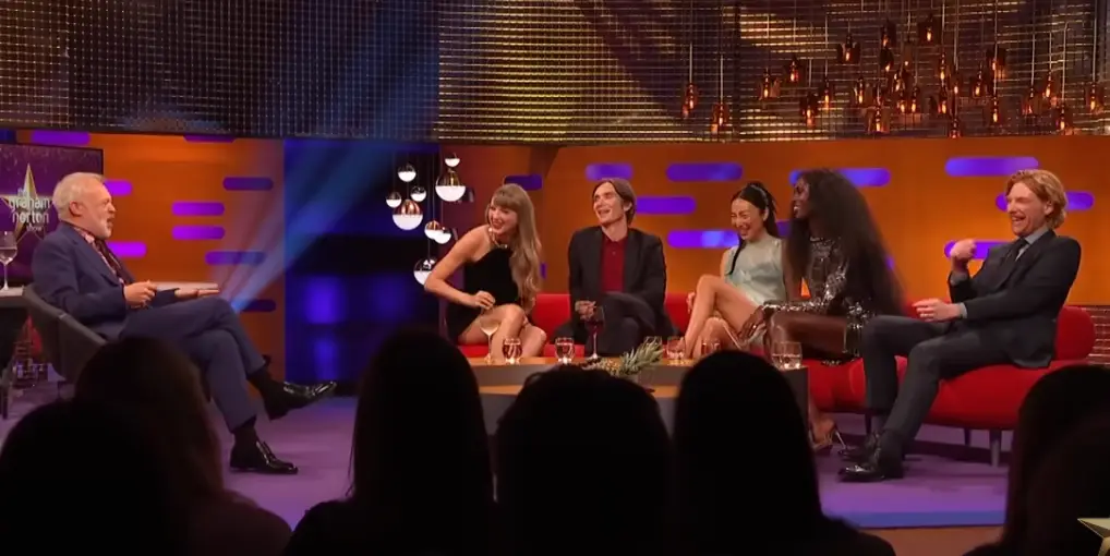 The iconic red couch was certainly cosy, but it was worth it (BBC) 