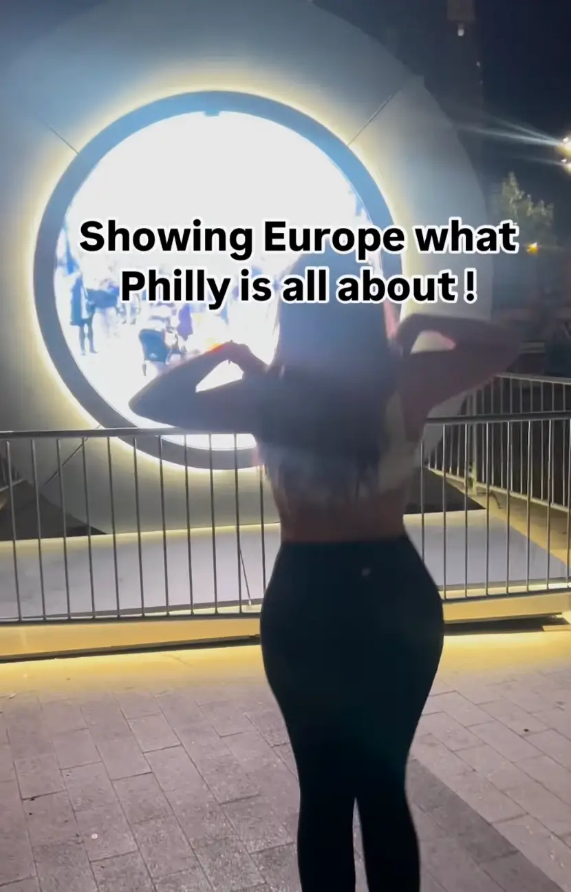 OnlyFans star Ava Louise is back to her old tricks (Jam Press)