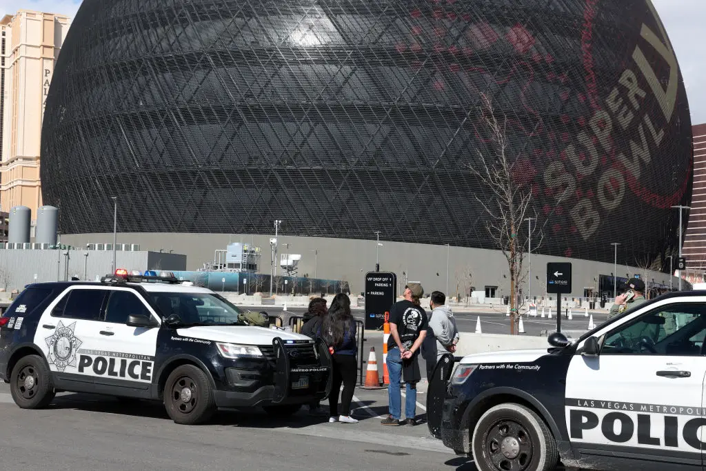 Law enforcement responding to Masion Des Champs scaling of the Las Vegas Sphere (Jamie Squire/Getty Images)