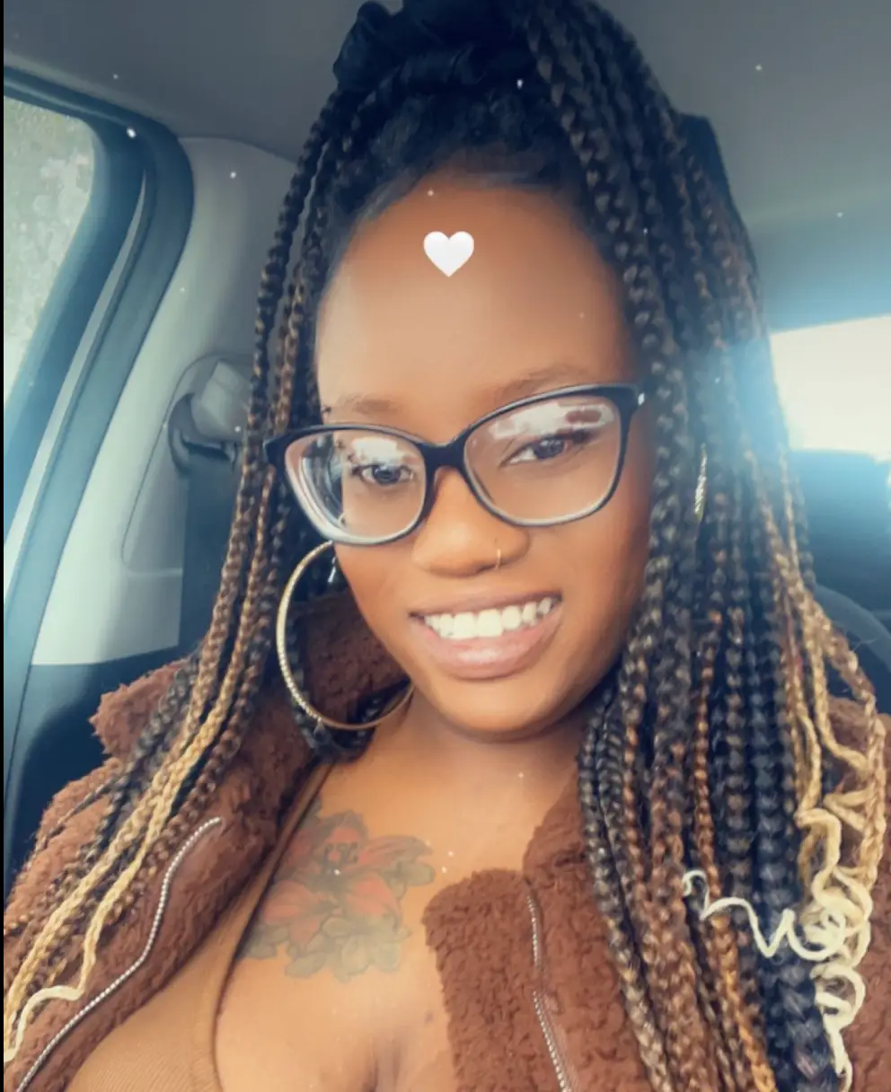 Chianti Means is believed to have leapt 'intentionally' over the edge of the Niagara Falls with her two children (Facebook/Diamond Scott)