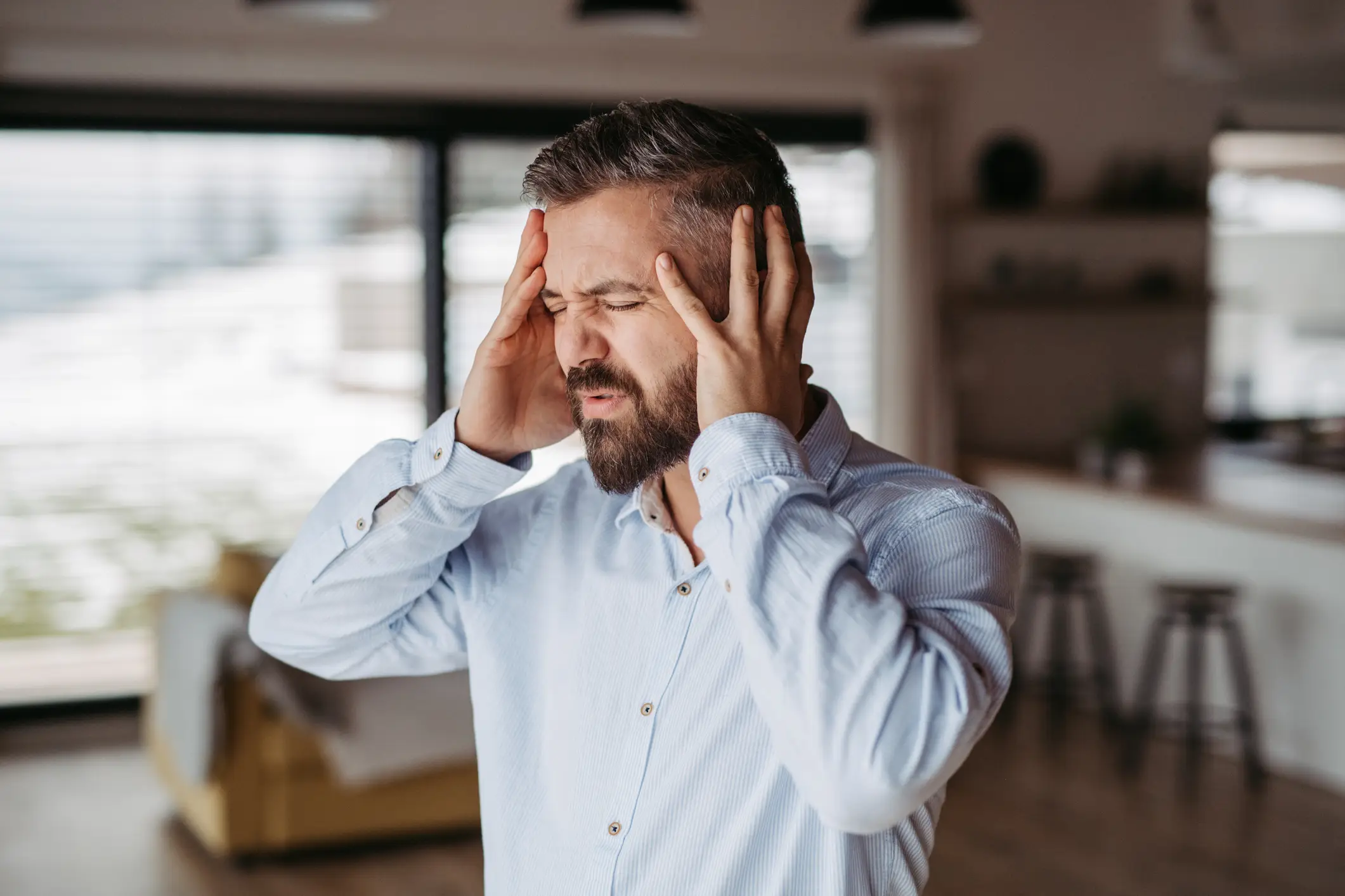 Thunderclap headaches can signal something extremely serious (Getty Stock)