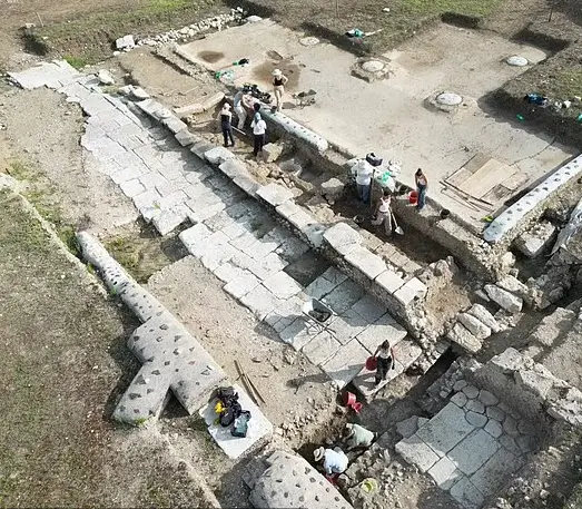 The town was mysteriously abandoned 100 years after the fall of the Roman Empire. The discovery is enormous.