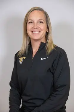 Meaggan Pettipiece was head coach for softball at Valparaiso University (Valparaiso Athletics)