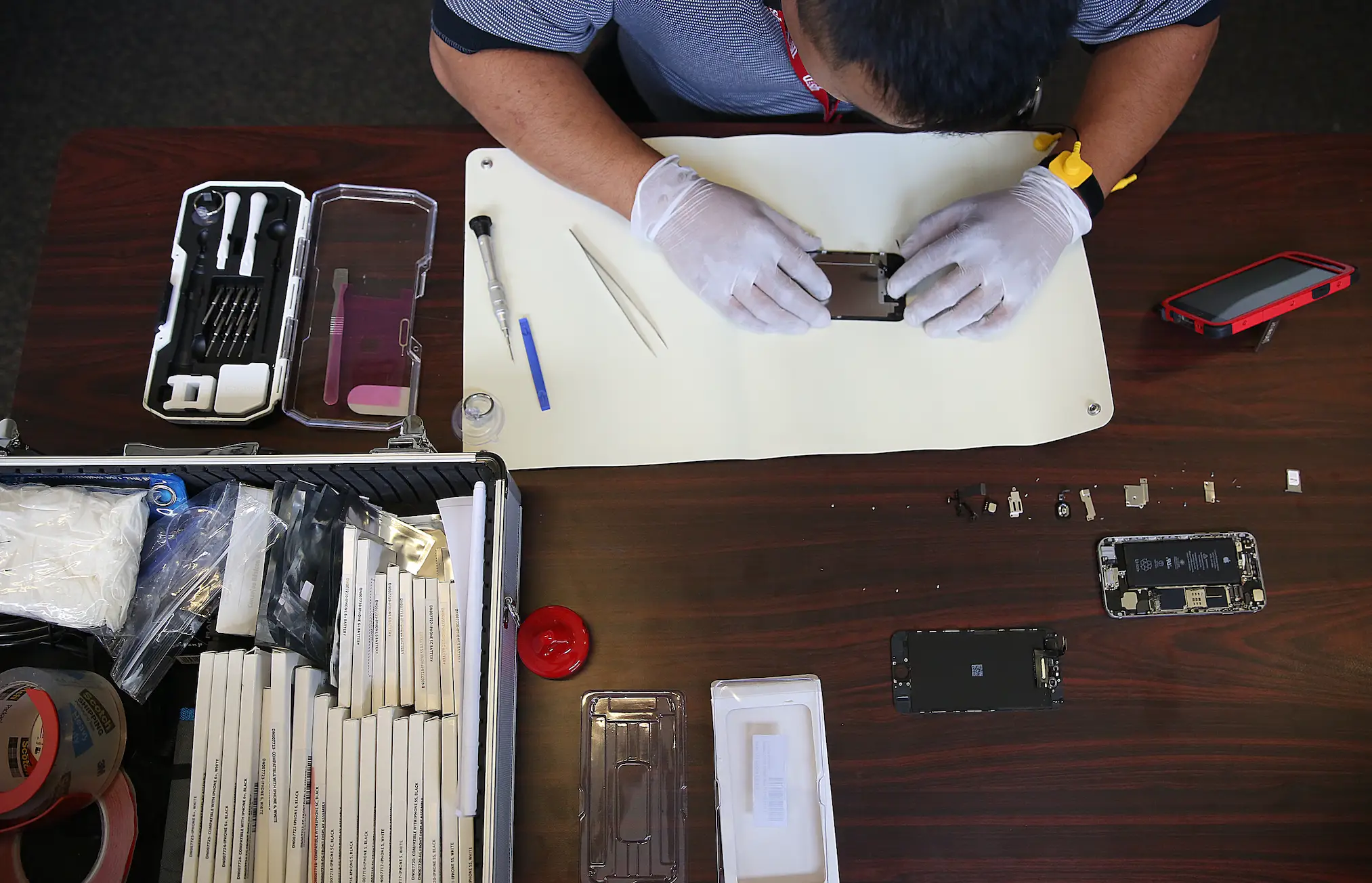 The update to Activation Lock will hopefully further deter thieves (Liz Hafalia/The San Francisco Chronicle via Getty Images) 