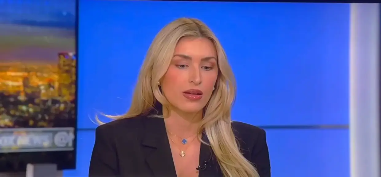 Political commentator Camryn Kinsey fainted live on air (Fox News)