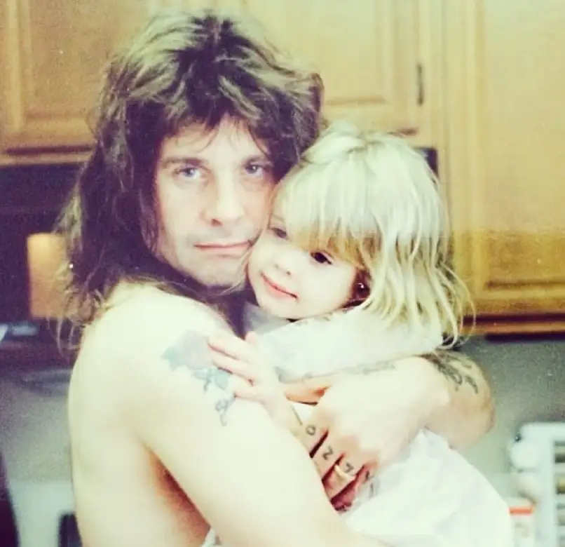 Kelly denied that her parents will enact the pact, or that her dad is dying (Instagram/@kellyosbourne)