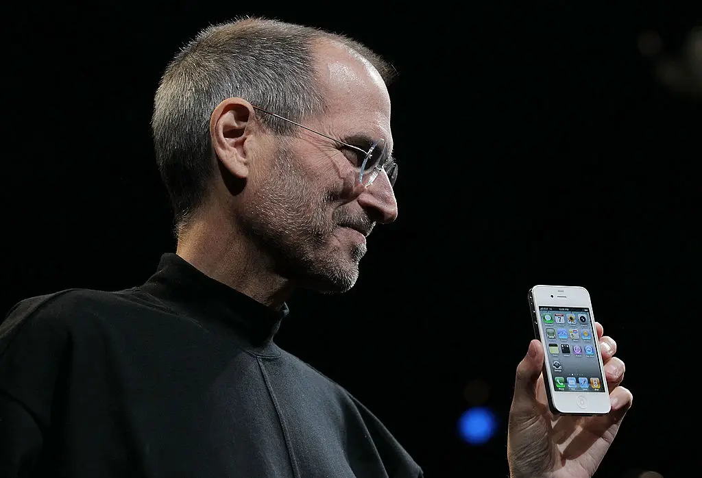 Steve Jobs told iPhone users to 'avoid' holding it in a certain way. (Justin Sullivan / Staff / Getty Images)