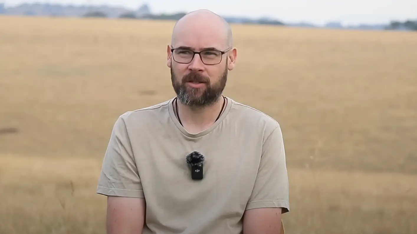 Man, 41, diagnosed with young onset Alzheimer's disease reveals the early symptoms he experienced