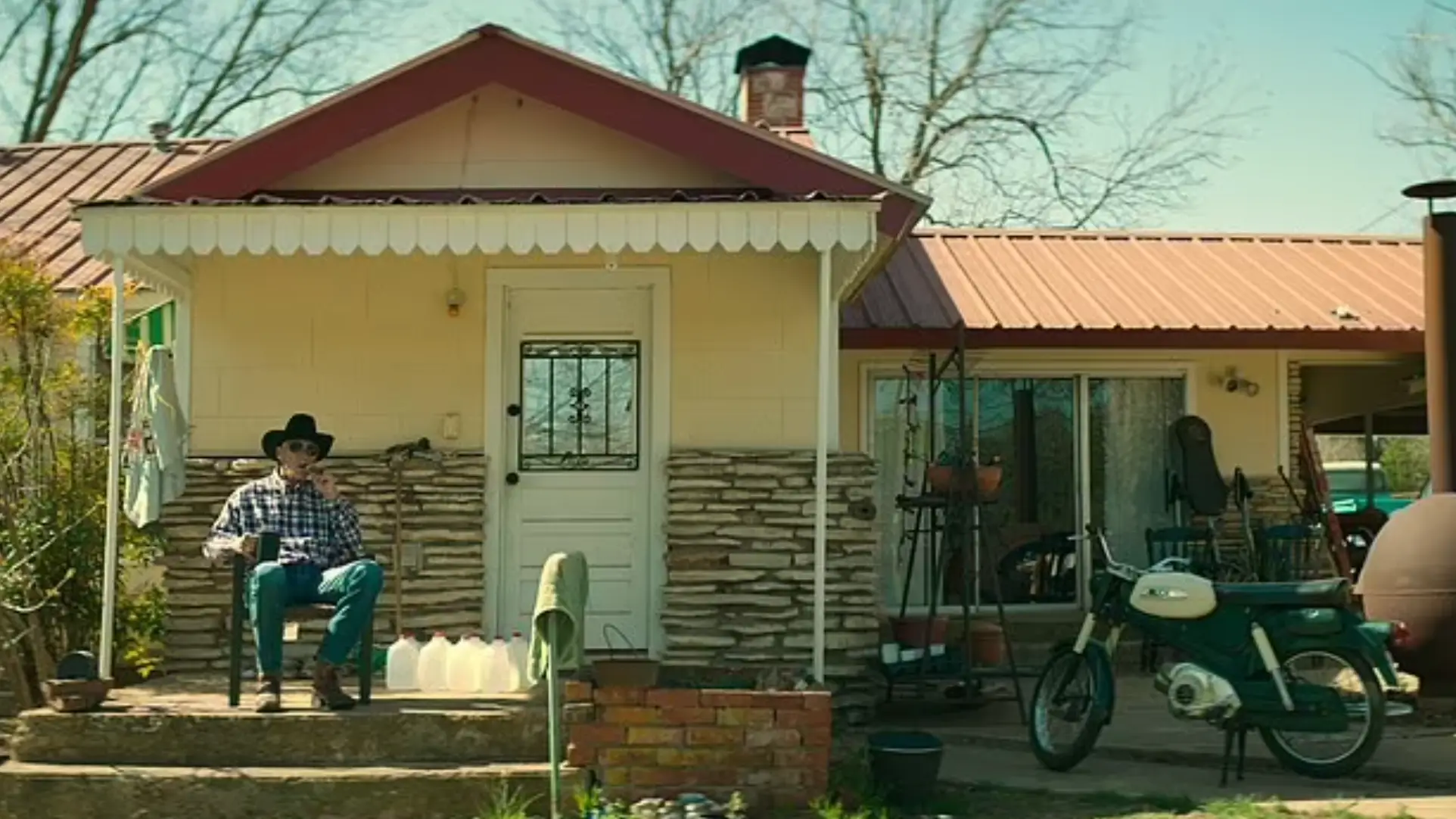 Hundreds of locals from Stephenville reported seeing the mystery object.