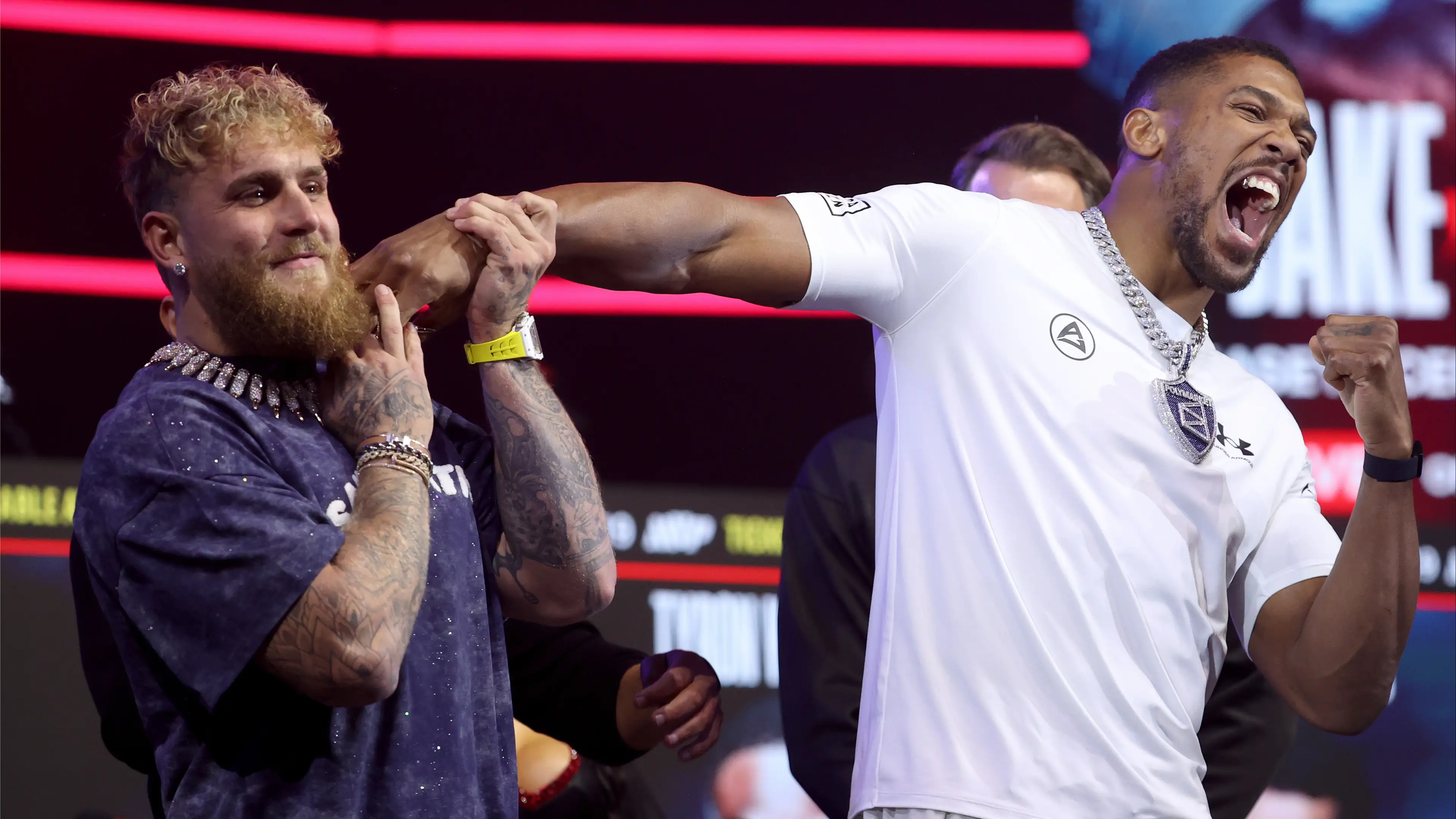 Leonardo Fernandez/Getty Images