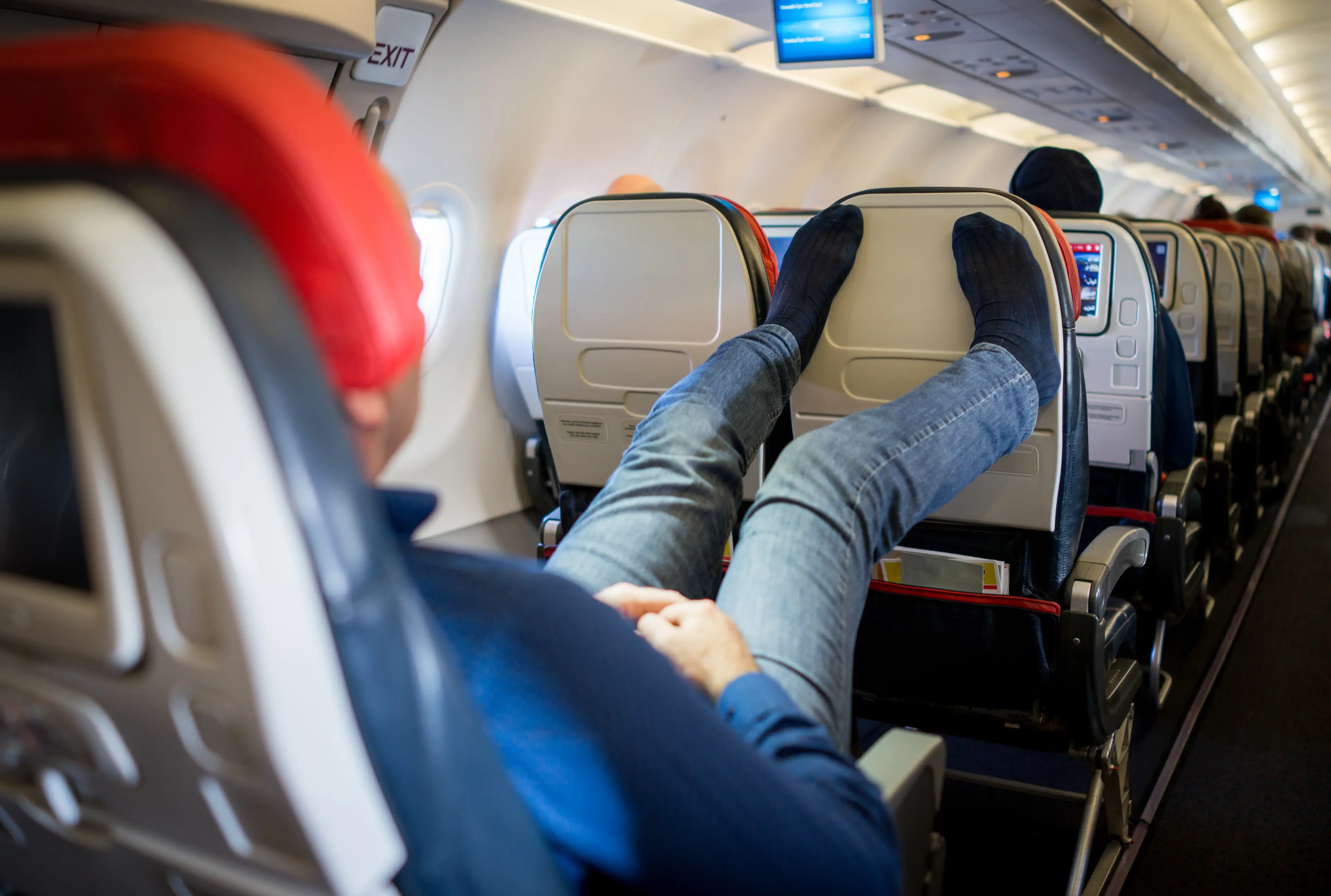 Plane etiquette is a hot topic, and this latest saga a woman has been praised for not giving in.