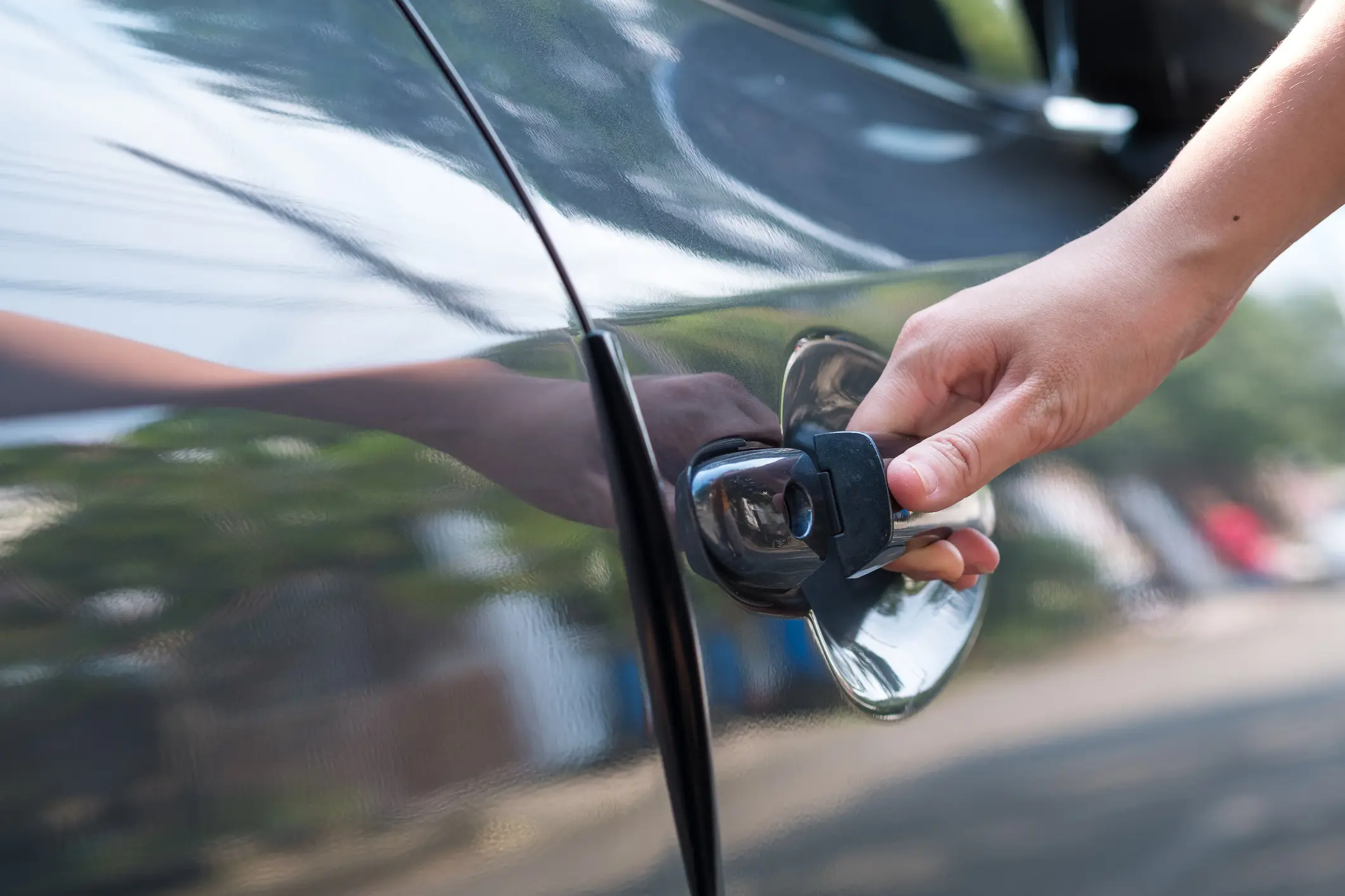 Jennifer Gomez said to make sure your car security is fixed (Getty Stock Images)