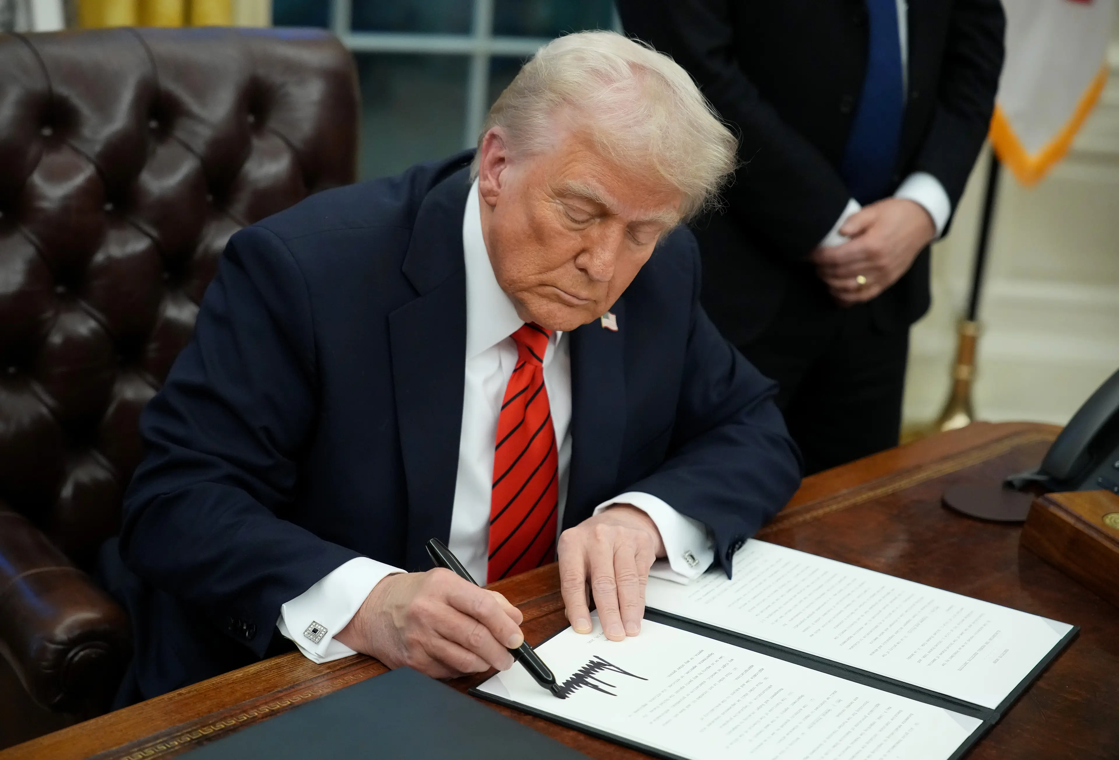 Trump can keep signing away, but that doesn't mean all his executive orders will end up as law (Andrew Harnik/Getty Images) 