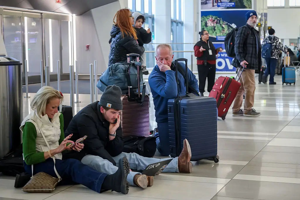 9,000 flights have been delayed or canceled because of the weather (Michael Nagle/Bloomberg via Getty Images)