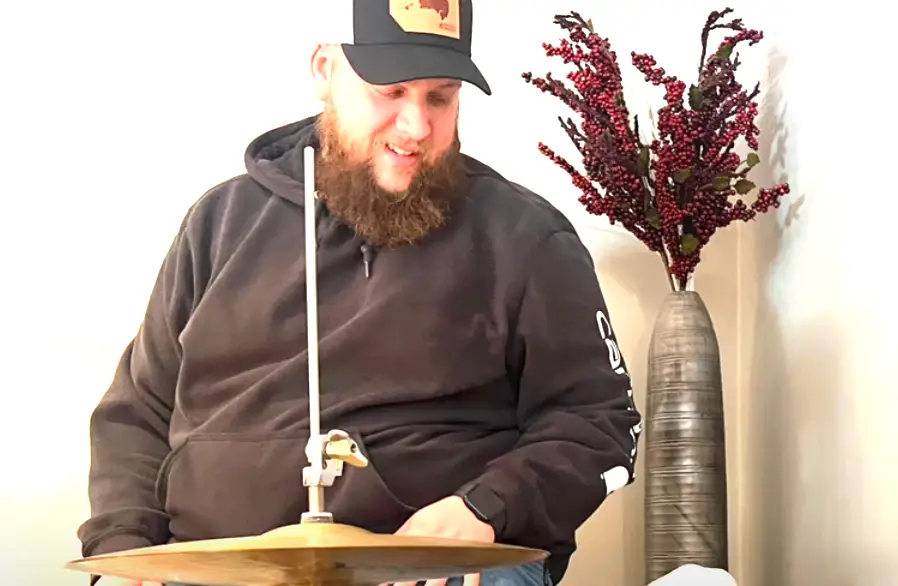 Patrick decided to adopt a carnivore diet (YouTube/ Carnivore Couple) 