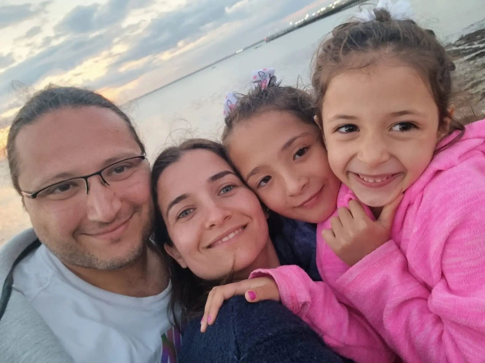 Hamza, Waad, and their daughters Sama and Taima.