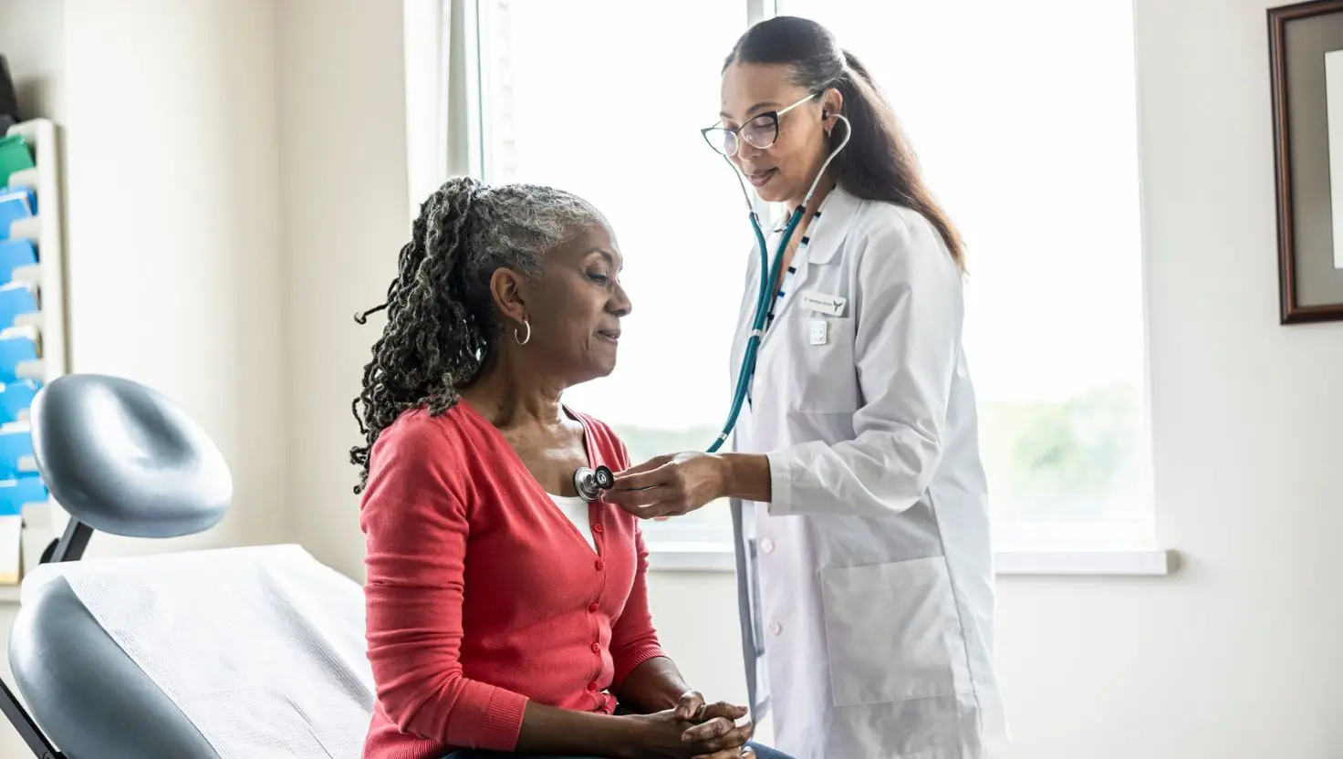 Fellow medics have also been weighing in on the Reddit thread (MoMo Productions / Getty)