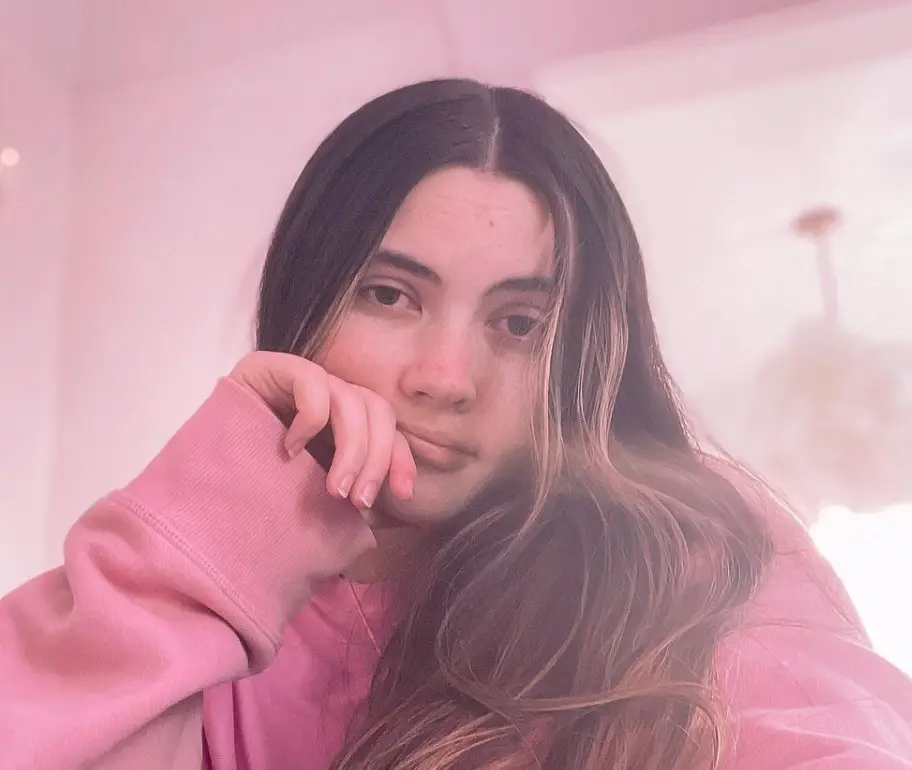 Tessa shares information about her condition online.