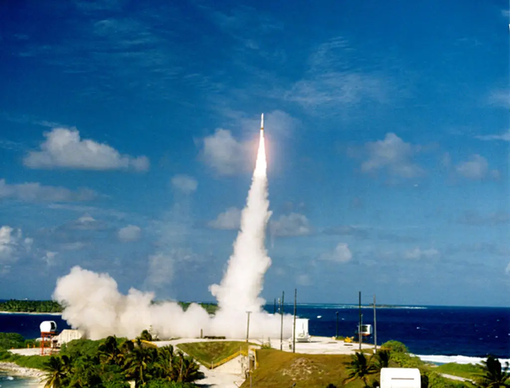 A previous ballistic missile test from Kwajalein, Hawaii, in 2001 (Ballistic Missile Defense Organization/Getty Images)