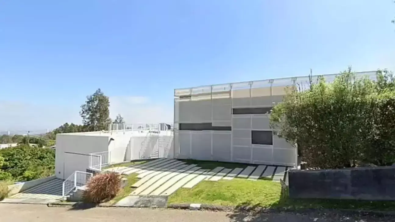 Hirschhorn has squatted there for over 500 days.