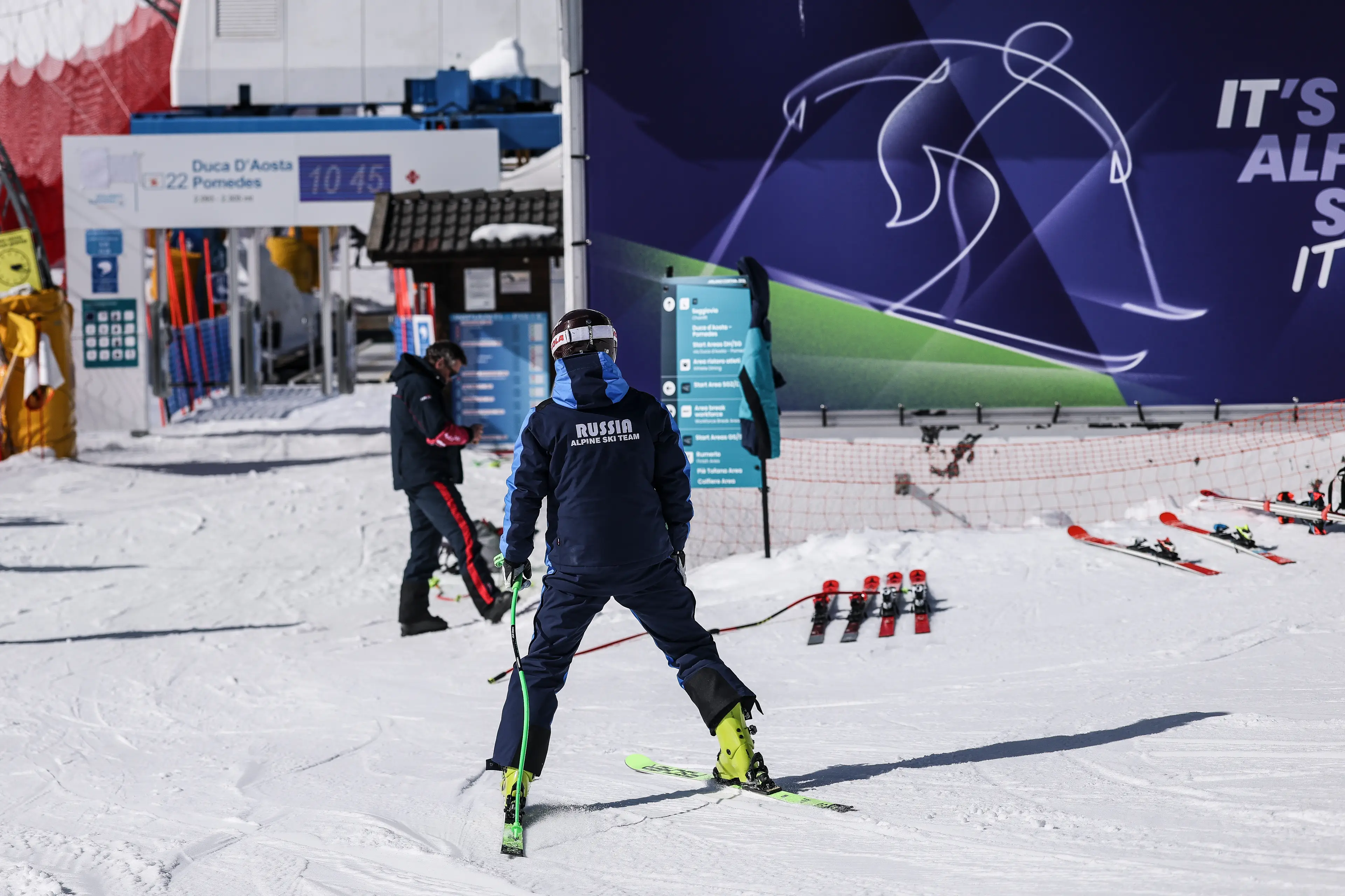 Russians will be able to compete under their own flag at the Milan-Cortina Paralympics (Maja Hitij/Getty Images)
