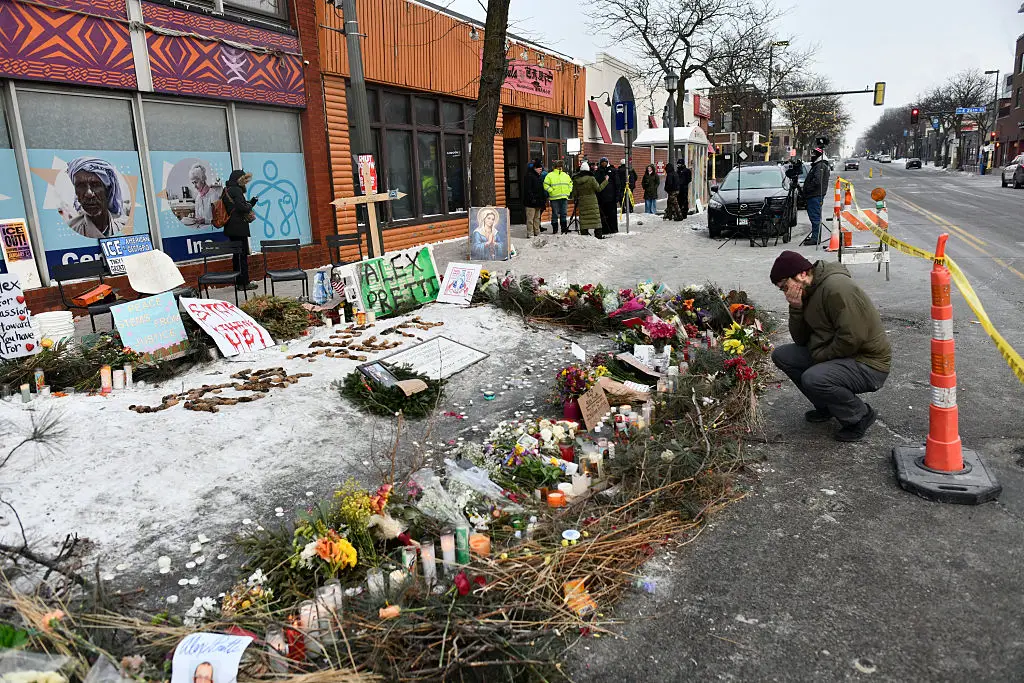 ICE agents shot another civilian in Minneapolis (Octavio JONES / AFP via Getty Images)