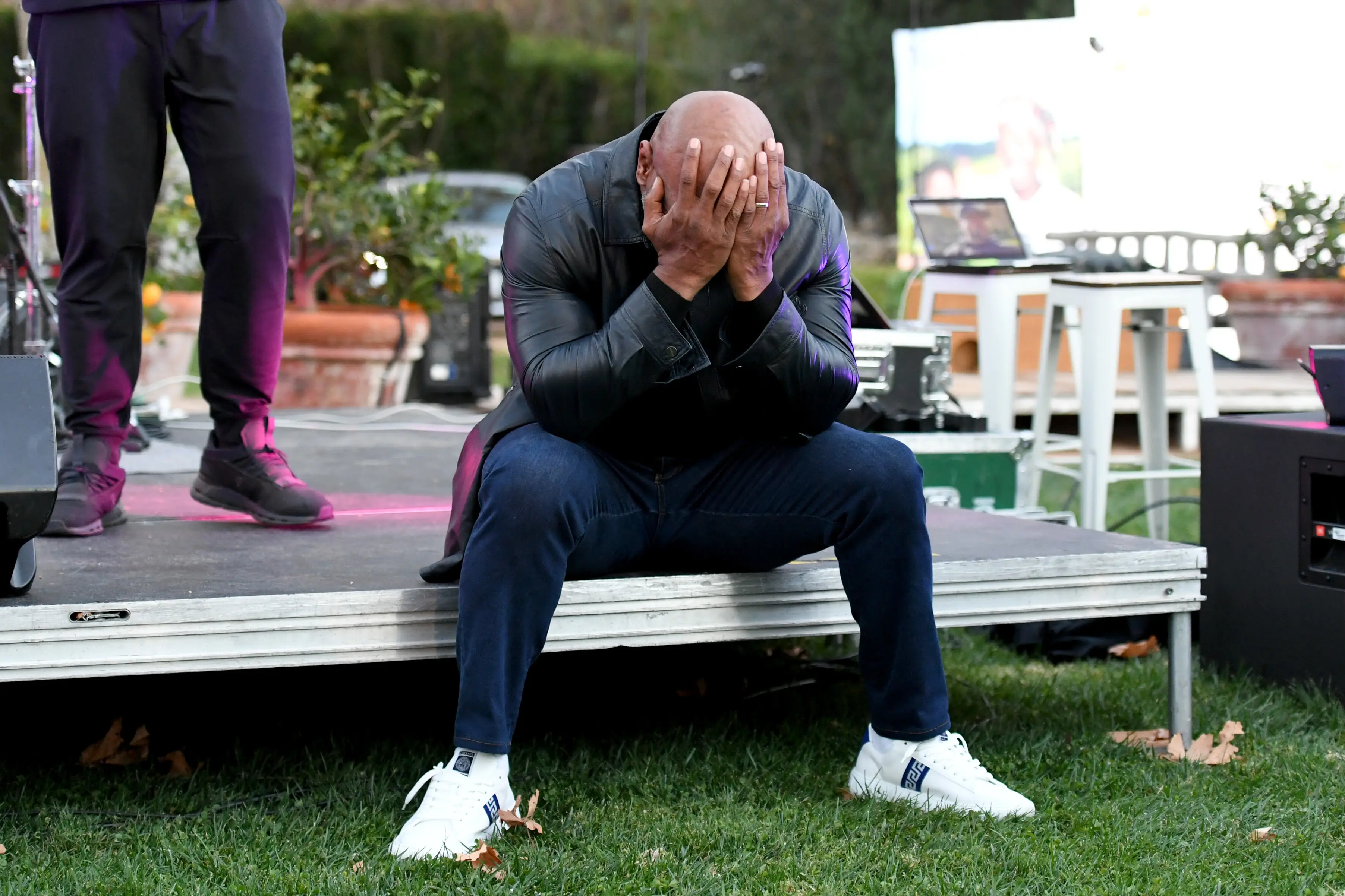 Mike Tyson made a staggering amount each fight, but he didn't spent it wisely.