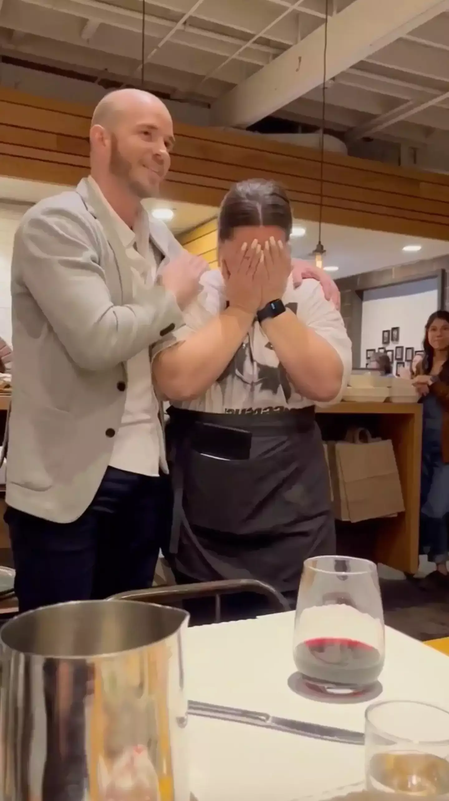 Ryan Brandt was completely overwhelmed by the generous tip left by Grant Wise and his colleagues (Instagram/@rebeccasoto_legacy)