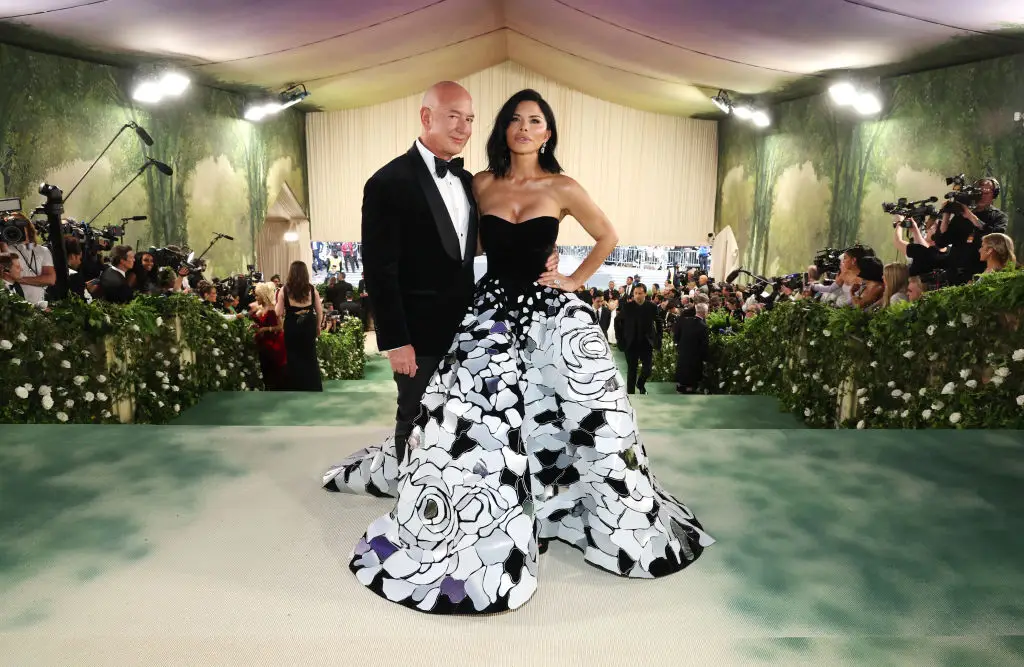 Jeff Bezos and Lauren Sanchez at the Met Gala in (Photo by Kevin Mazur/MG24/Getty Images for The Met Museum/Vogue)
