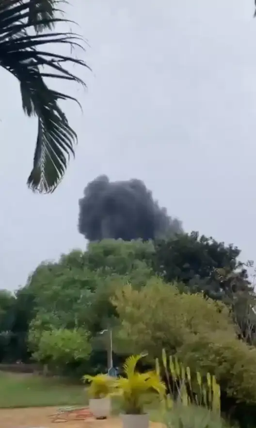 The black box from the aircraft has since been recovered, which will hopefully shed some light onto what caused the devastating crash. (Twitter/@GloboNews)