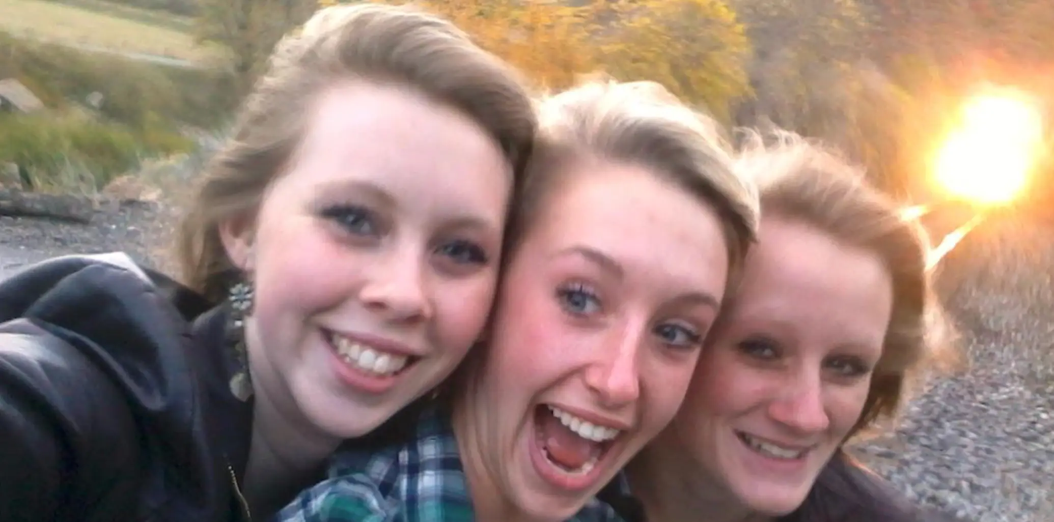 Kelsea Webster, Essa Ricker and Savannah Webster posed for a selfie just seconds before the tragedy (Union Pacific/Essa Ricker/Kelsea Webster/Savannah Webster)