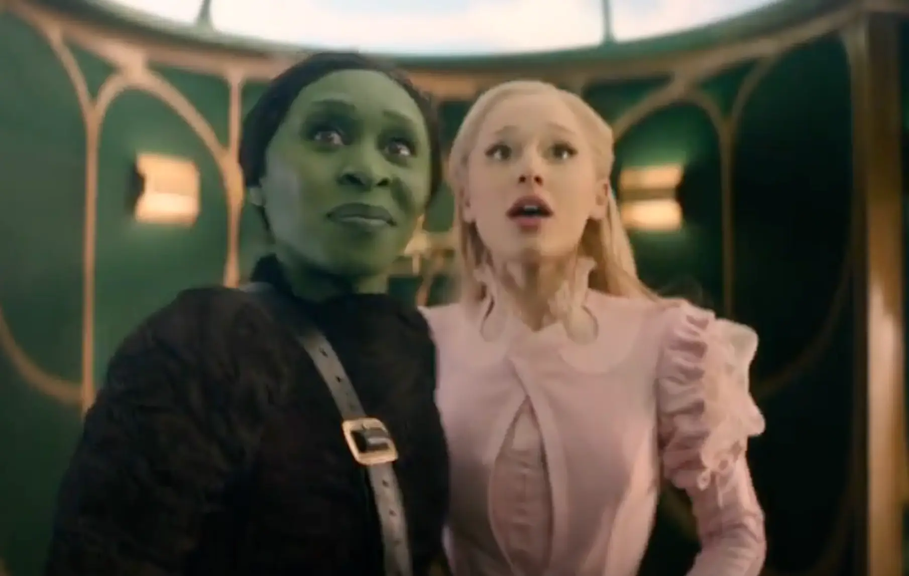 People online have complained of the color grading for the upcoming Wicked film(Universal Pictures)
