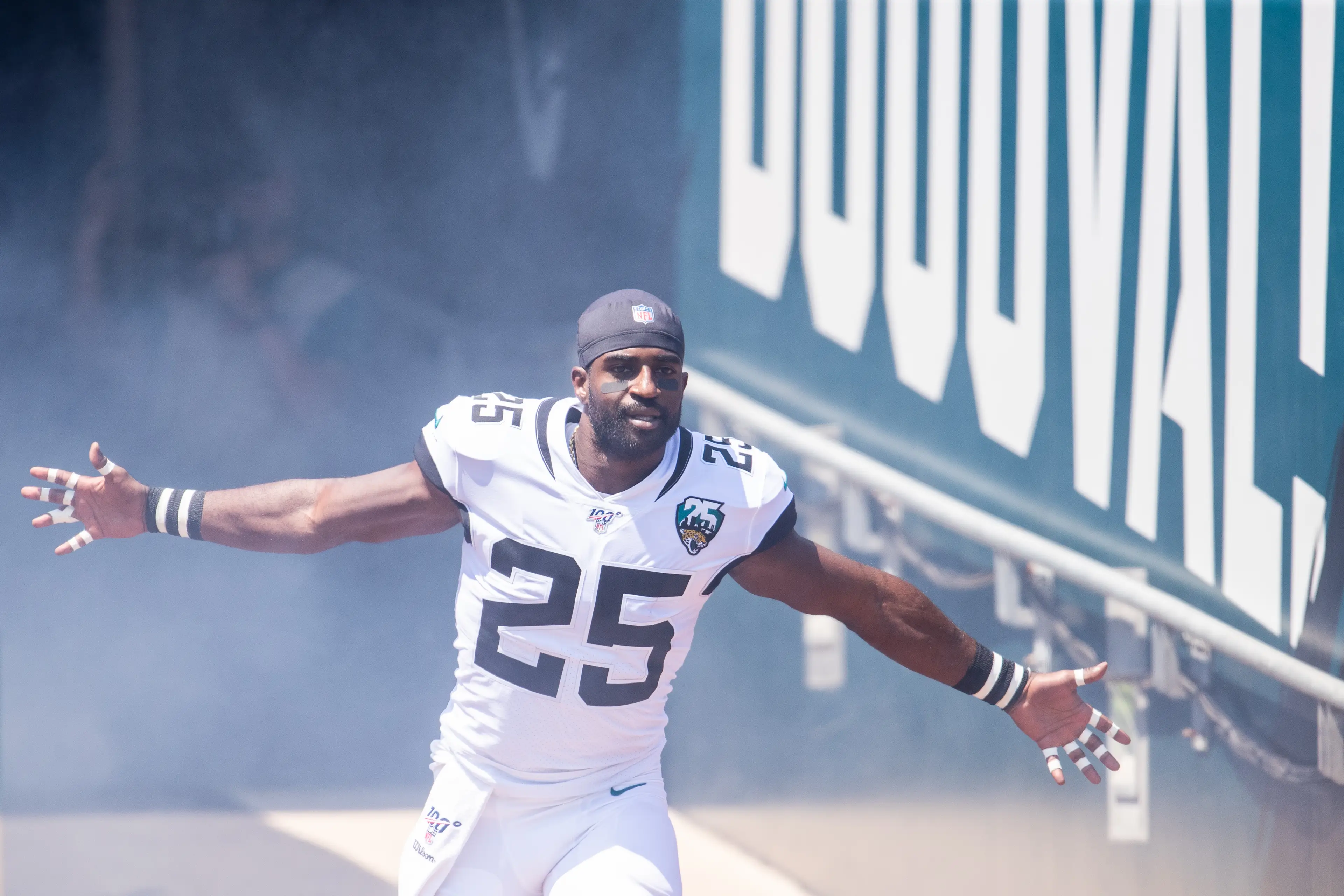 Former NFL cornerback DJ Hayden has passed away.