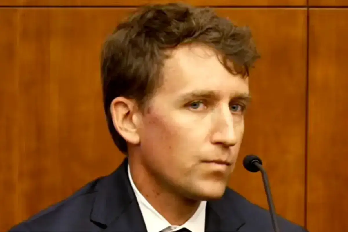 Patrick Clancy was not present in the courtroom when the 911 call played (Court TV)